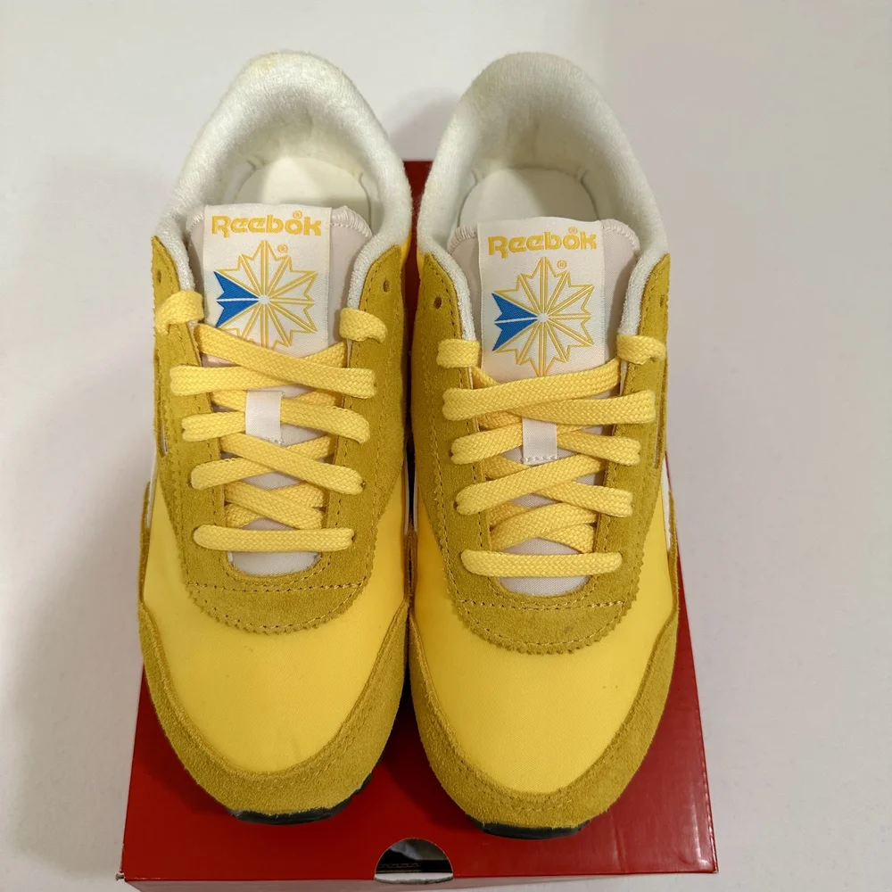 Reebok Classic Yellow and White Sneakers - Picture 5 of 7